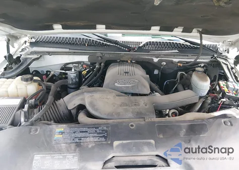 2005 Chevrolet Tahoe Z71 z USA, uszkodzony, nr VIN 1GNEC13T45R185575